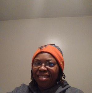 Meet your Posher, Rena